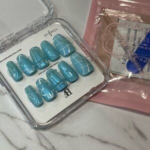 Reusable press on Nails